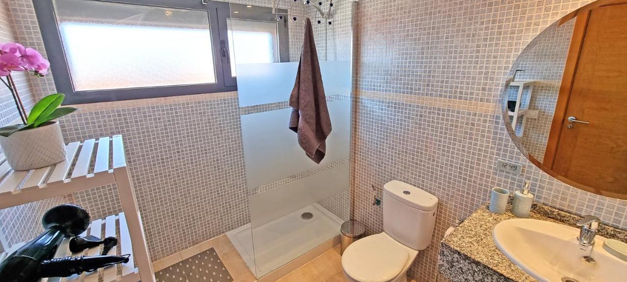 Ferienhaus Casa Caleta - Caleta Fuste - Meerblick - Pool - Glasfaserinternet Caleta De Fuste Ngoại thất bức ảnh